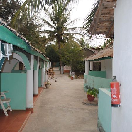 Rainbow Beach Resort Sanyang Luaran gambar
